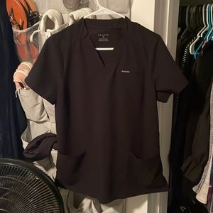 Jannuu black scrub set